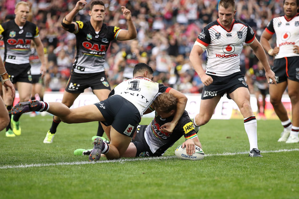 NRL+Rd+10+Panthers+v+Warriors+C-TtGkrLYa4l.jpg