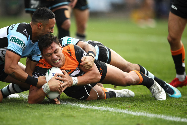 NRL+Rd+14+Sharks+v+Tigers+B1yK_coNOO2l